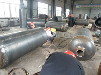 ����,������